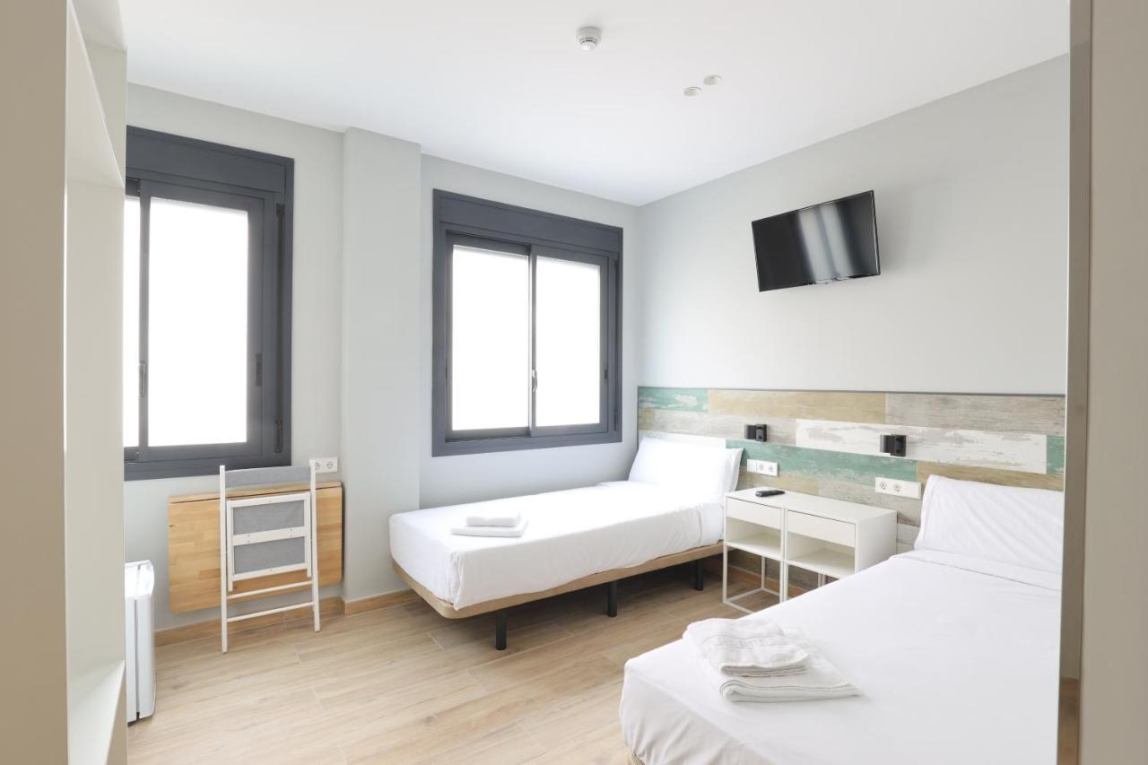 Hey Rooms Cerdanyola del Valles Dış mekan fotoğraf