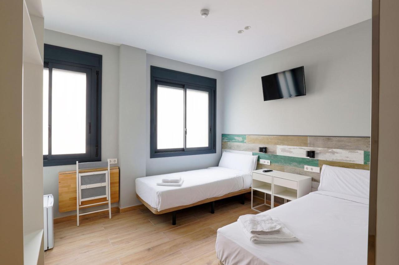 Hey Rooms Cerdanyola del Valles Dış mekan fotoğraf